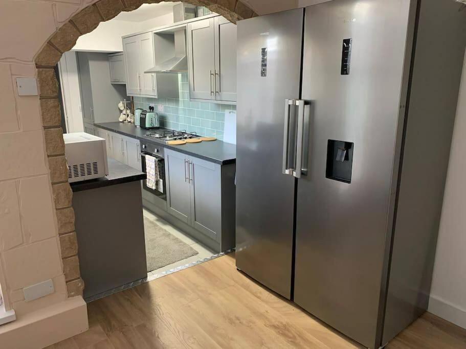 Kunda House Galton Bridge Hotel Бирмингам Екстериор снимка
